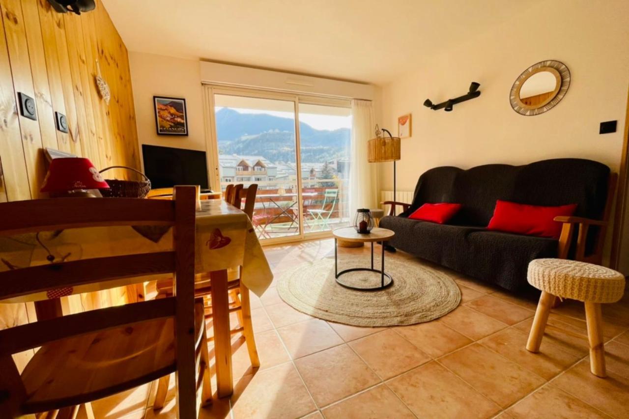 Flat Appartement 43 M With Balcony In Briancon エクステリア 写真